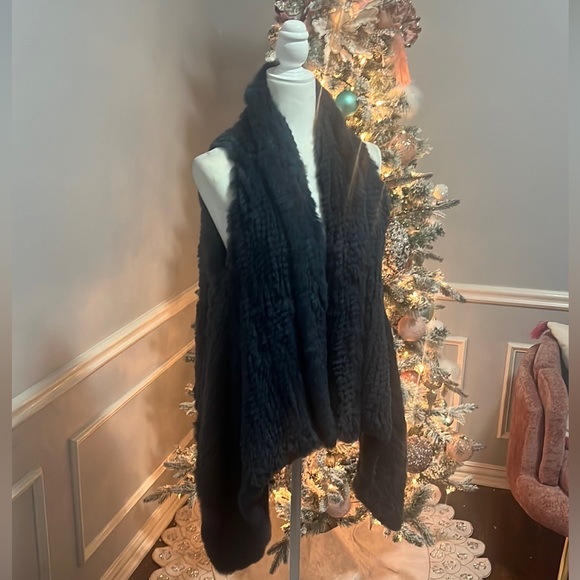 Saks Fifth Avenue Fur Vest - Picture 2 of 5